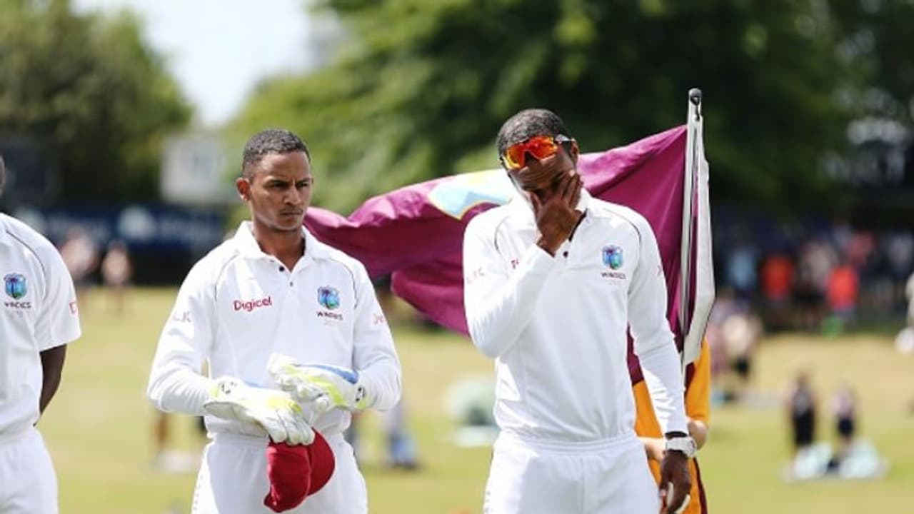 విండీస్ ప్లేయర్ బ్రాత్ వైట్ కు షాక్... ఐసిసి నోటీసులు జారీ