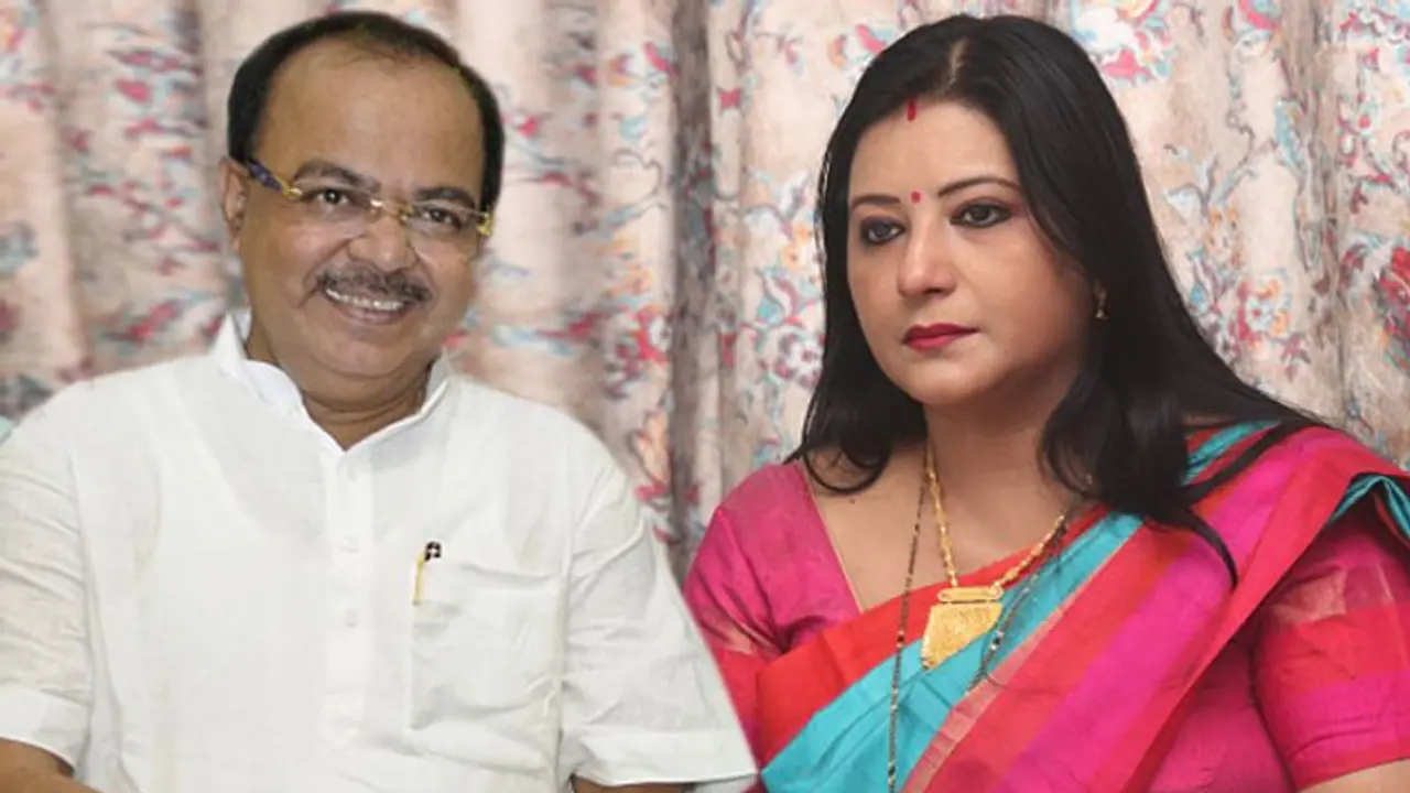 বাড়িতে নেশার আসর বসায় রত্না, বৈশাখীকে পাশে নিয়ে একের পর এক বিস্ফোরক অভিযোগ শোভনের