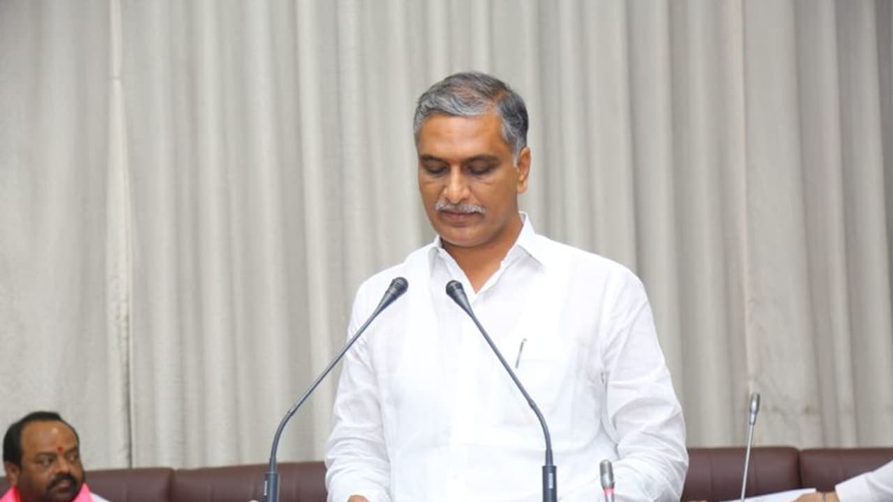 బడ్జెట్లో కీలక రంగాలకు ప్రాధాన్యం : అసెంబ్లీలో హరీష్ రావు తొలి పద్దు బడ్జెట్లో కీలక రంగాలకు ప్రాధాన్యం : అసెంబ్లీలో హరీష్ రావు తొలి పద్దు