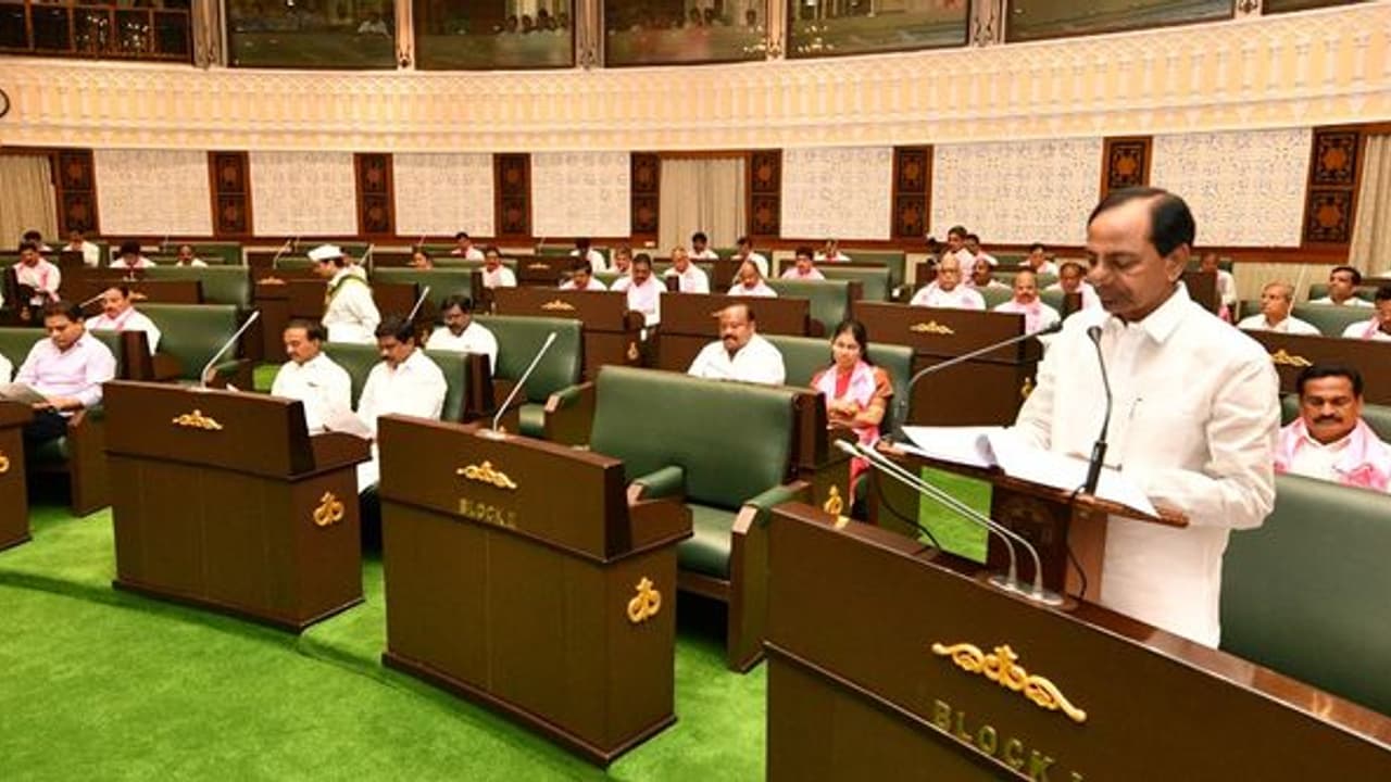 కేబినెట్ విస్తరణ: అసంతృప్తులకు టీఆర్ఎస్ బుజ్జగింపులు కేబినెట్ విస్తరణ: అసంతృప్తులకు టీఆర్ఎస్ బుజ్జగింపులు