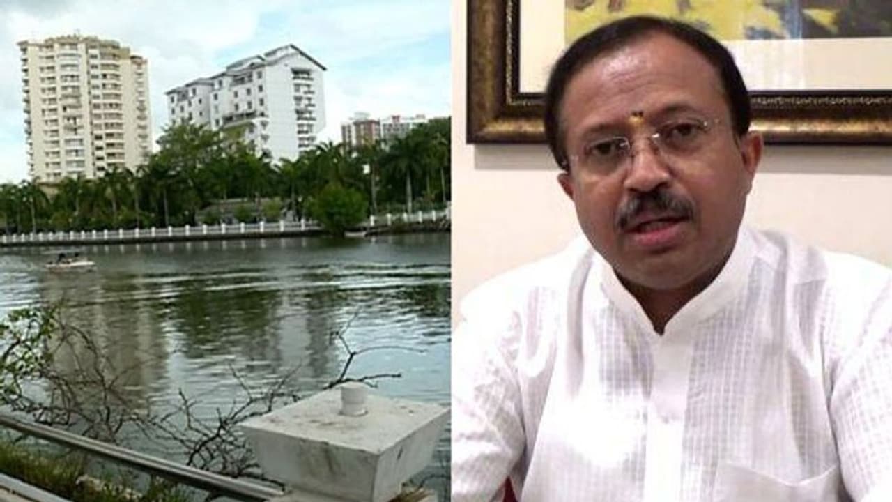 മരടിലെ ഫ്ലാറ്റ് ഉടമകൾ നിയമാനുസൃതമായ വഴി തേടണമെന്ന് വി മുരളീധരൻ മരടിലെ ഫ്ലാറ്റ് ഉടമകൾ നിയമാനുസൃതമായ വഴി തേടണമെന്ന് വി മുരളീധരൻ