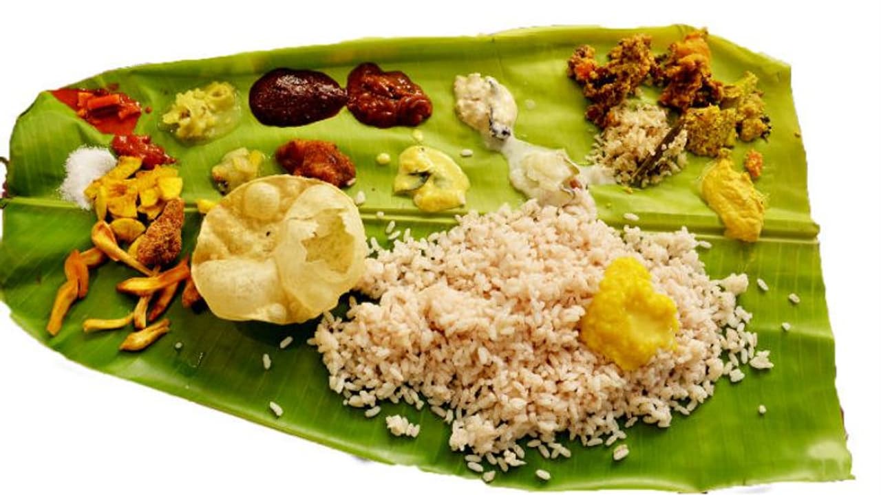 ഈ ഓണം പരമ്പരാഗത ശൈലിയിൽ ക്രൗൺ പ്ലാസ കൊച്ചിയോടൊപ്പം ആഘോഷിക്കൂ