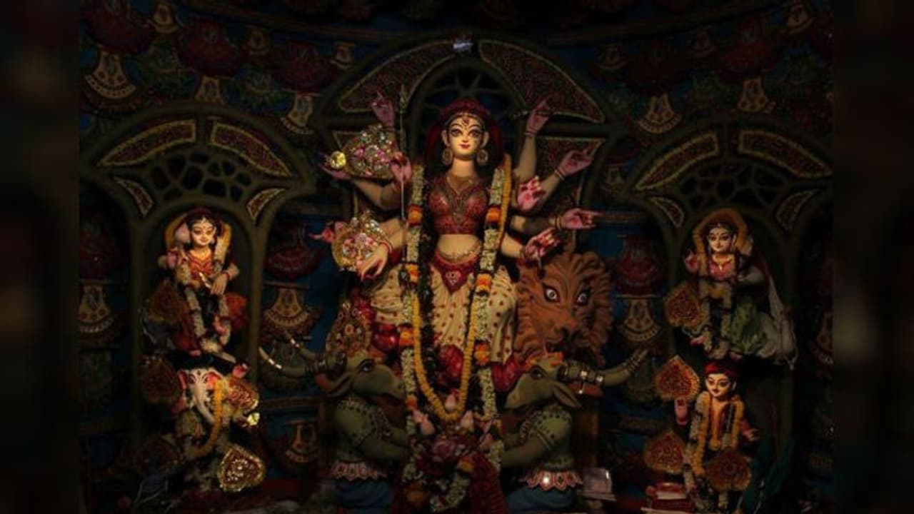 ৩০ বছর পূর্তি, ওয়েলিংটন নাগরিক কল্যাণ সমিতির পুজোয় থাকছে বিশেষ চমক ৩০ বছর পূর্তি, ওয়েলিংটন নাগরিক কল্যাণ সমিতির পুজোয় থাকছে বিশেষ চমক