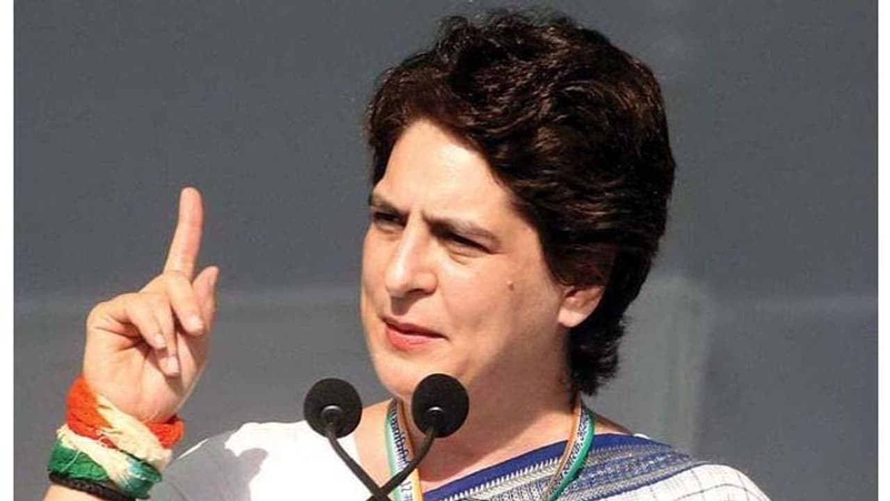 क्या कांग्रेस को कोमा से बाहर ला पाएंगी प्रियंका गांधी, BJP ने कहा ये सिर्फ मीडिया सनसनी, जानें एक्सपर्ट की राय