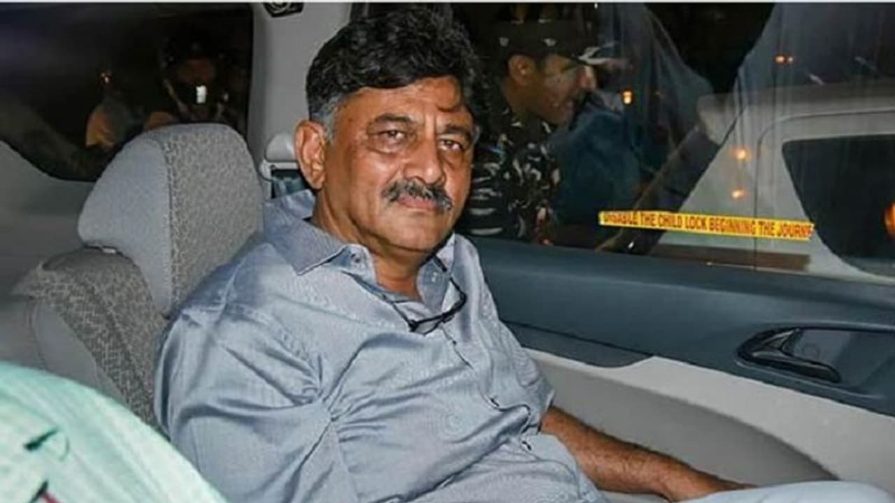 DK Shivakumar present before Delhi court on expiry of his ED custody DK Shivakumar present before Delhi court on expiry of his ED custody