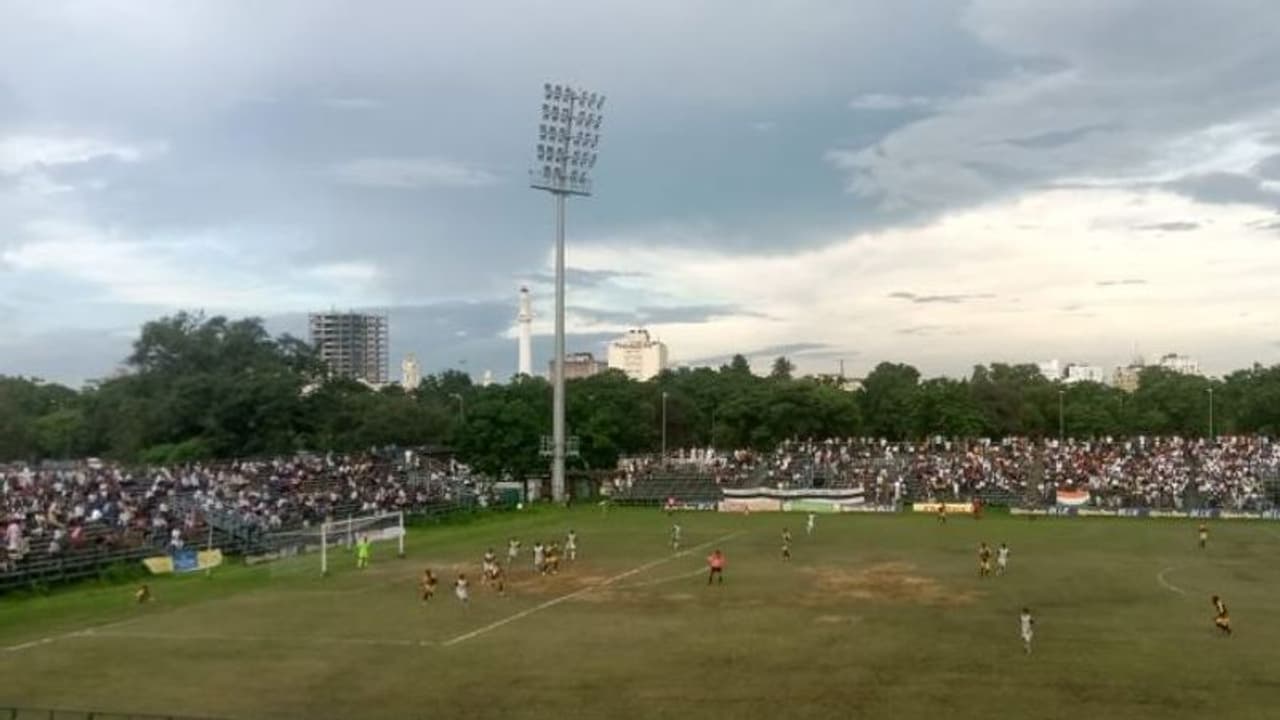 লিগে প্রথম হার মহমেডানের, আবার অশান্ত ময়দান, বৃহস্পতিবার মোহনবাগানের ভয় আত্মতুষ্টি লিগে প্রথম হার মহমেডানের, আবার অশান্ত ময়দান, বৃহস্পতিবার মোহনবাগানের ভয় আত্মতুষ্টি