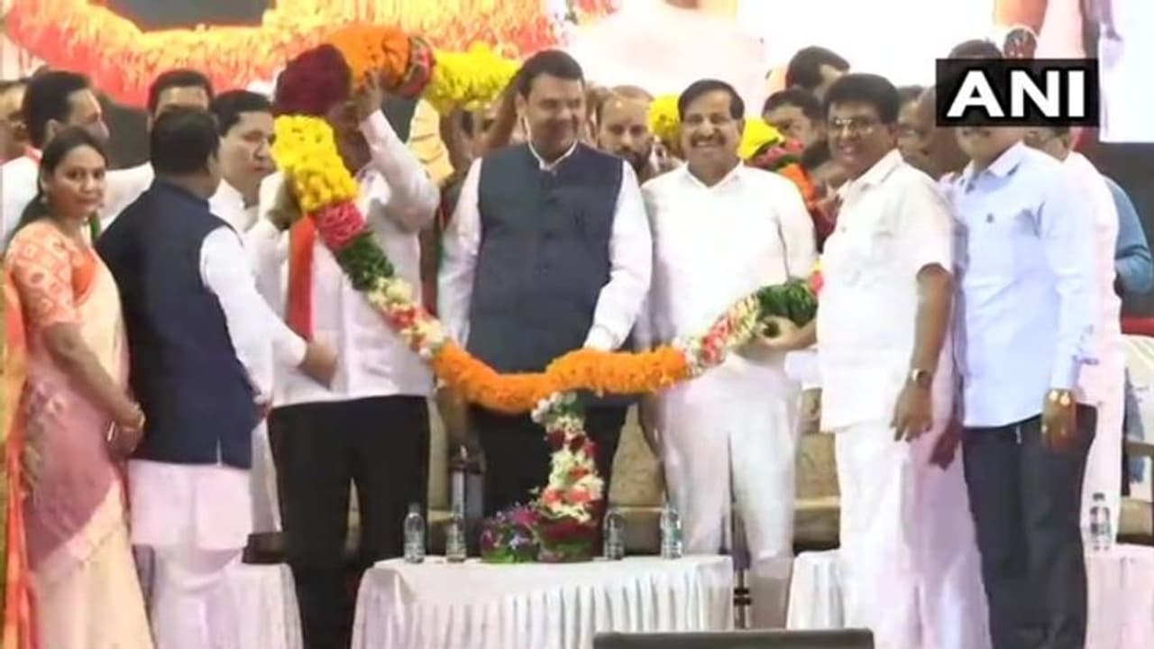 മഹാരാഷ്ട്ര മുൻ മന്ത്രി ഗണേഷ് നായിക് ബിജെപിയിൽ ചേർന്നു മഹാരാഷ്ട്ര മുൻ മന്ത്രി ഗണേഷ് നായിക് ബിജെപിയിൽ ചേർന്നു