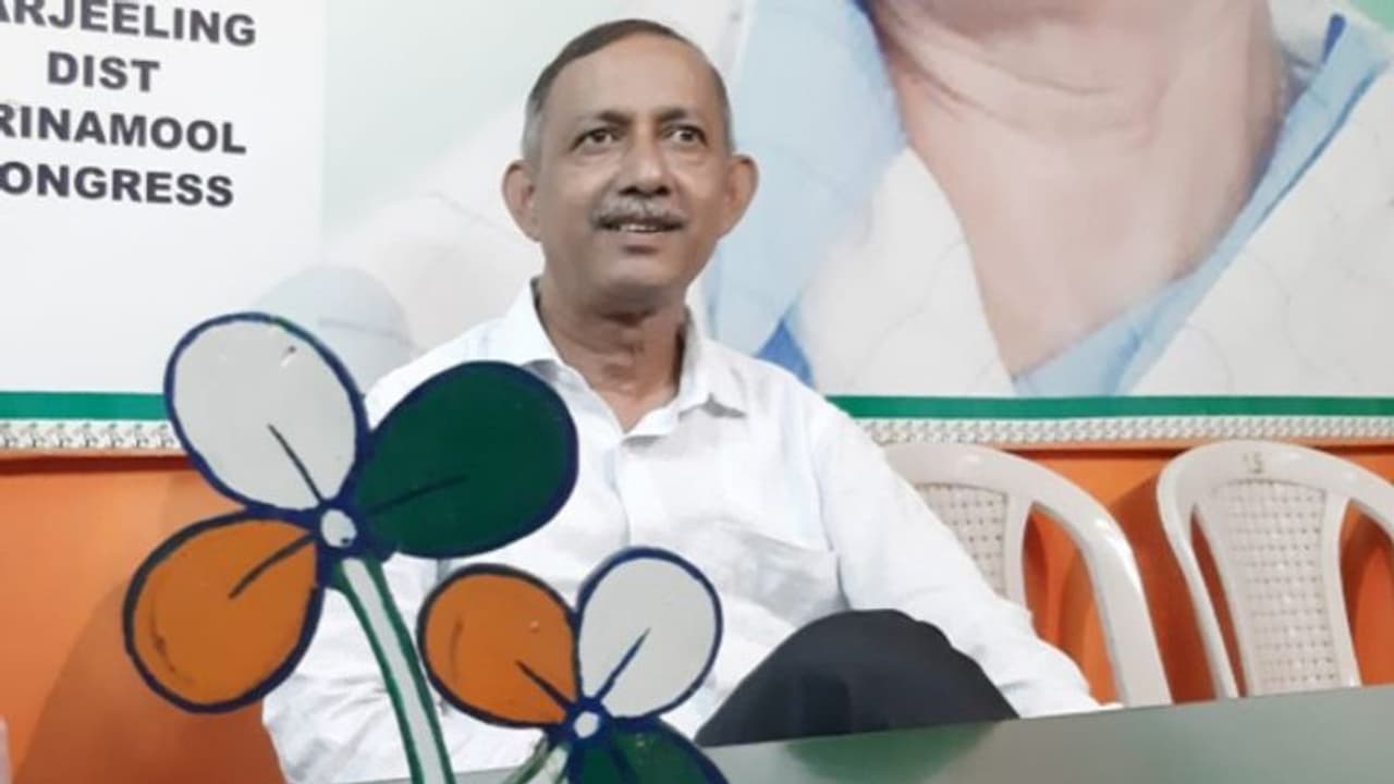 গৌতম দেবের পদত্যাগ চেয়ে ফেসবুক পোস্ট তৃণমূল যুব নেতার