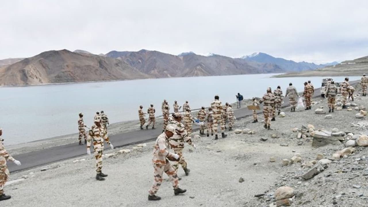 चीन को भारतीय सैनिकों की पेट्रोलिंग पर आपत्ति, पेनगॉन्ग लेक पर दोनों देश के बीच धक्का मुक्की