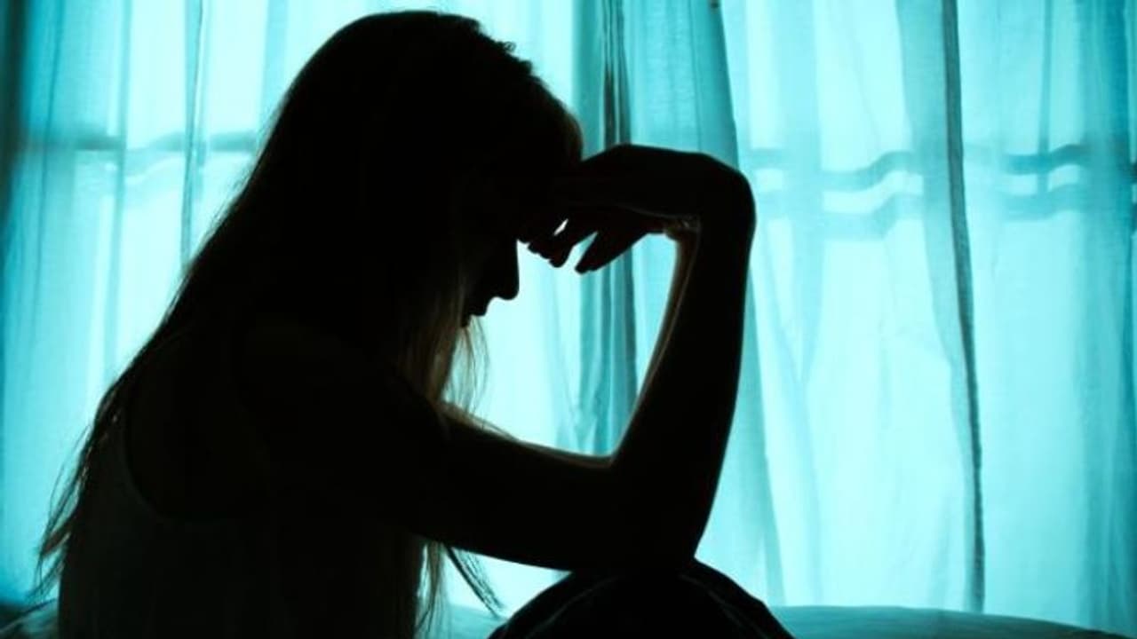 ஒரே ஒரு "டேட்டிங்" ..."வாழ்க்கையை' காலி செய்யும் பெண்கள்..! ஹீரோ போன்று வந்து நின்றால் வருகிறதா மயக்கம்..? ஒரே ஒரு "டேட்டிங்" ..."வாழ்க்கையை' காலி செய்யும் பெண்கள்..! ஹீரோ போன்று வந்து நின்றால் வருகிறதா மயக்கம்..?