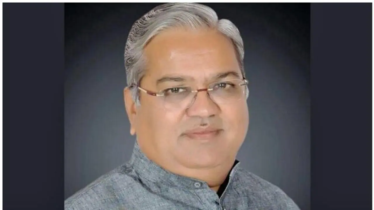 അപകടങ്ങള്ക്ക് കാരണം നല്ല റോഡുകള്; വിചിത്ര വാദവുമായി ബിജെപി മന്ത്രി അപകടങ്ങള്ക്ക് കാരണം നല്ല റോഡുകള്; വിചിത്ര വാദവുമായി ബിജെപി മന്ത്രി