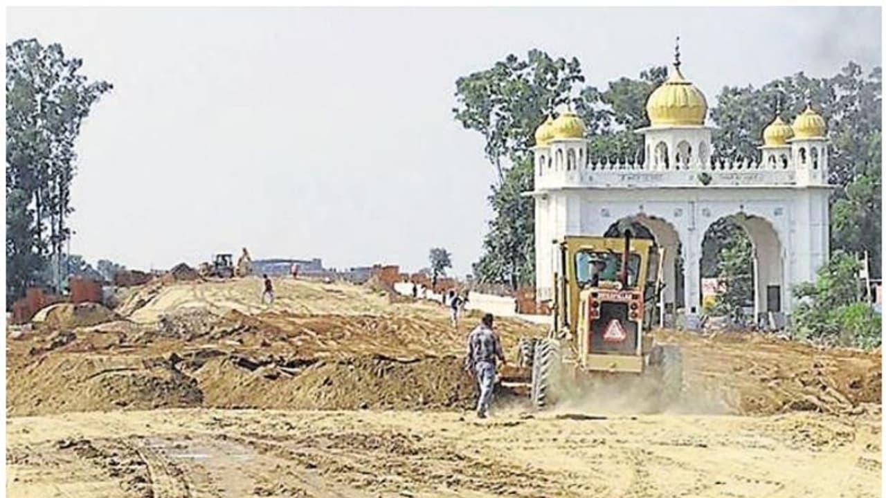 കര്താര്പുര് ഗുരുദ്വാര സന്ദര്ശനം; തീര്ത്ഥാടകരില് നിന്ന് പണം ഈടാക്കാനൊരുങ്ങി പാക്കിസ്ഥാന് കര്താര്പുര് ഗുരുദ്വാര സന്ദര്ശനം; തീര്ത്ഥാടകരില് നിന്ന് പണം ഈടാക്കാനൊരുങ്ങി പാക്കിസ്ഥാന്