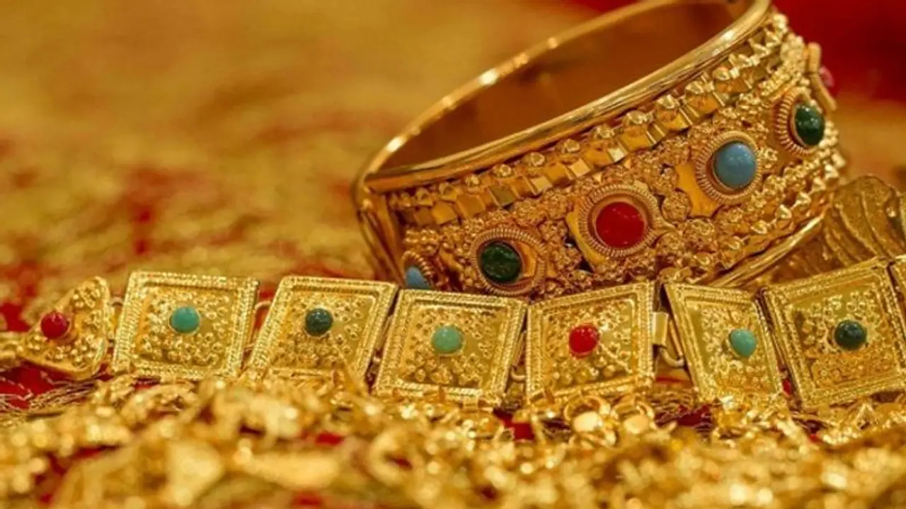 மாலை நேரத்தில் உயர்வு கண்டது தங்கம் விலை...! மாலை நேரத்தில் உயர்வு கண்டது தங்கம் விலை...!