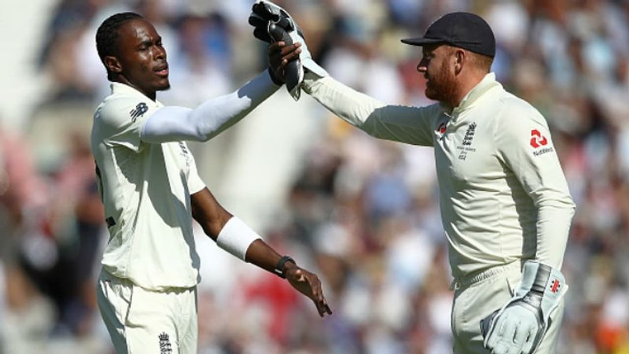 முதல் இன்னிங்ஸில் சுருண்டது இங்கிலாந்து.. ஆர்ச்சரிடம் சரணடைந்த ஆஸ்திரேலிய தொடக்க ஜோடி முதல் இன்னிங்ஸில் சுருண்டது இங்கிலாந்து.. ஆர்ச்சரிடம் சரணடைந்த ஆஸ்திரேலிய தொடக்க ஜோடி