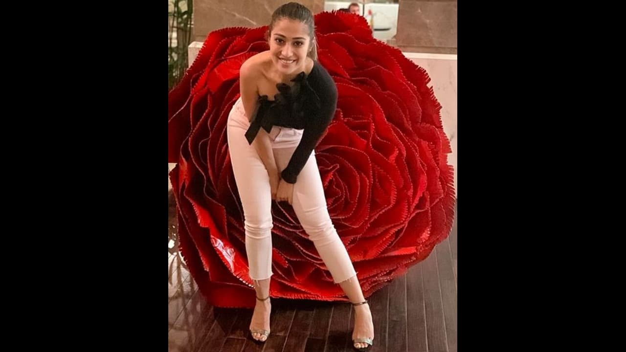 அந்த விஷயத்தில் எங்களுக்கு வாய்ப்பு குறைவு... மர்மத்தை உடைத்த நடிகை ராய் லட்சுமி...!! அந்த விஷயத்தில் எங்களுக்கு வாய்ப்பு குறைவு... மர்மத்தை உடைத்த நடிகை ராய் லட்சுமி...!!