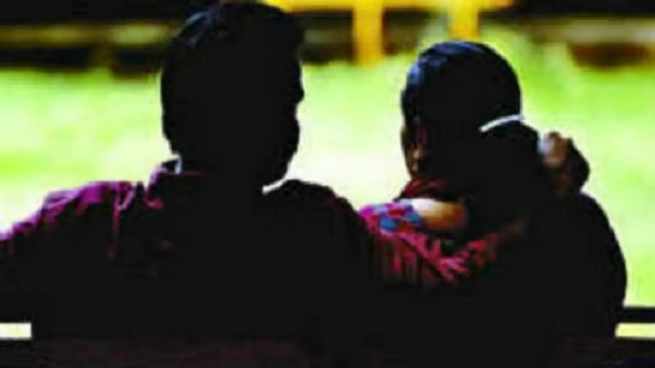 இனி எந்த ஆணும், எந்தப் பெண்ணுடனும் ஹோட்டலில் தங்கலாம்... தளர்த்தப்பட்ட விதிமுறை..! இனி எந்த ஆணும், எந்தப் பெண்ணுடனும் ஹோட்டலில் தங்கலாம்... தளர்த்தப்பட்ட விதிமுறை..!