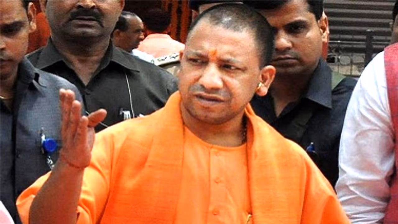 CM योगी ने महिलाओं की सुरक्षा के लिए सेफ सिटी परियोजना के कार्यान्वयन में तेजी लाने के दिए निर्देश