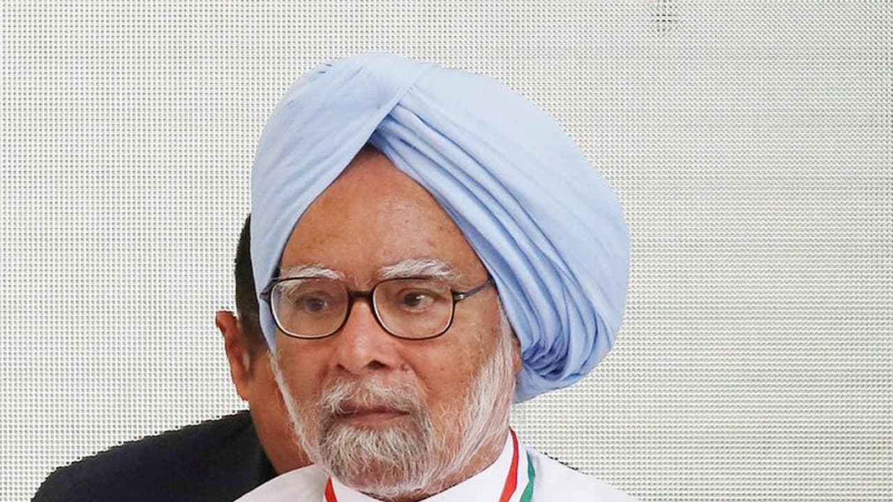 वित्त आयोग की शर्तें बदलने पर बोले मनमोहन सिंह, कही यह बड़ी बात