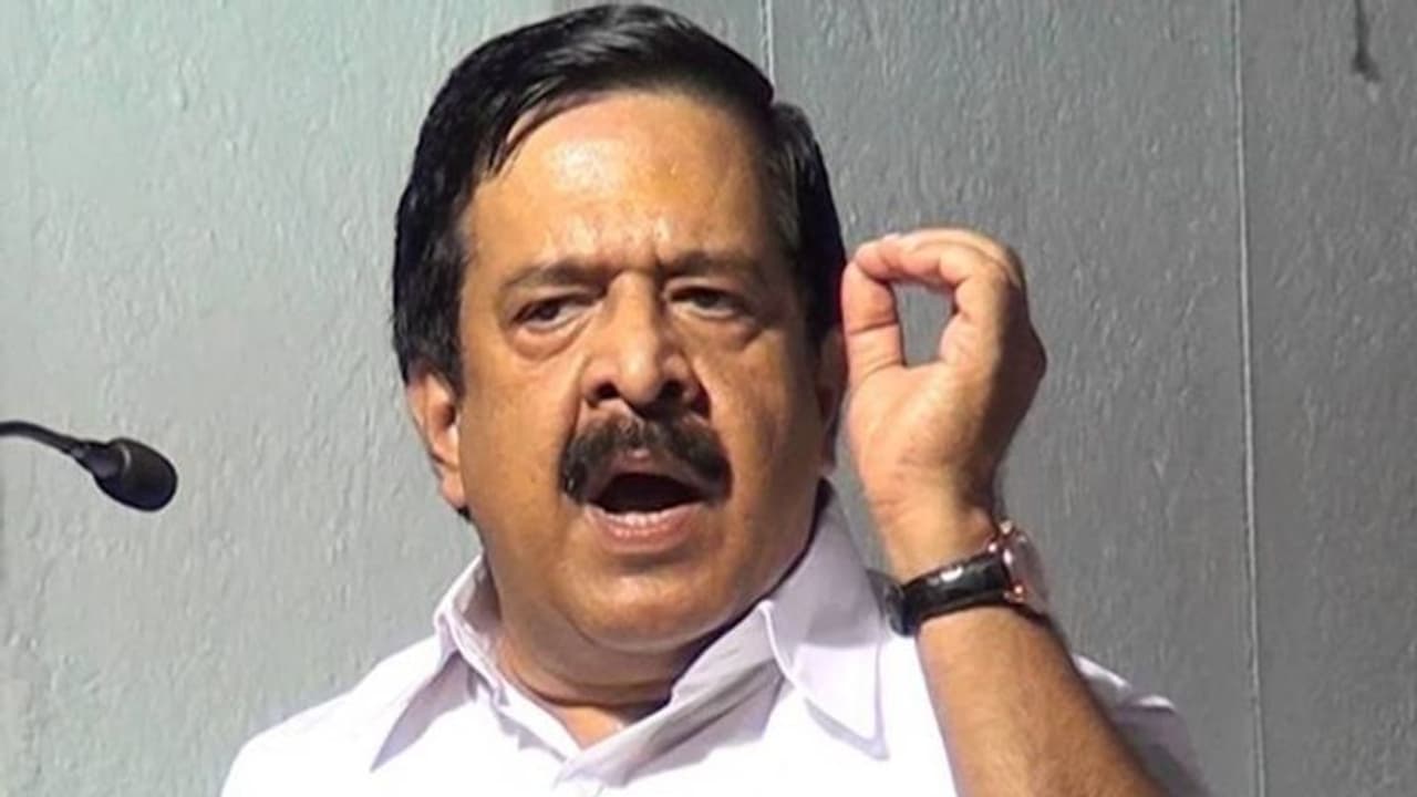 ഡിജിപിയെ പുറത്താക്കണം, പിണറായി ബെഹ്റയെ സംരക്ഷിക്കുന്നതെന്തിന്? വെടിയുണ്ട വിവാദത്തിൽ ചെന്നിത്തല