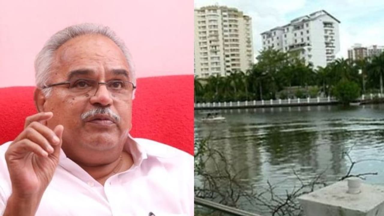 മരടില് സുപ്രീംകോടതി വിധി നടപ്പാക്കരുതെന്ന് പറയാനാവില്ല; ബിൽഡേഴ്സിനെ രക്ഷിക്കാനുള്ള സമരത്തിന് സിപിഐ ഇല്ലെന്നും കാനം മരടില് സുപ്രീംകോടതി വിധി നടപ്പാക്കരുതെന്ന് പറയാനാവില്ല; ബിൽഡേഴ്സിനെ രക്ഷിക്കാനുള്ള സമരത്തിന് സിപിഐ ഇല്ലെന്നും കാനം