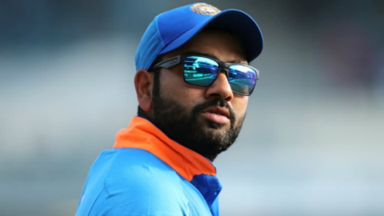 కొంచెం బ్రెయిన్ వాడు... నవదీప్ సైనీపై రోహిత్ ఫైర్ కొంచెం బ్రెయిన్ వాడు... నవదీప్ సైనీపై రోహిత్ ఫైర్