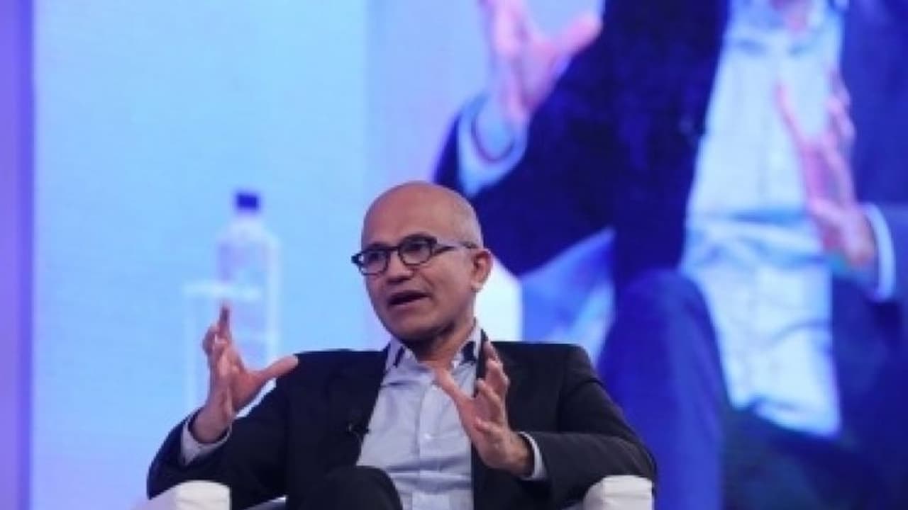 सत्य नडेला ने किया पिता का अंतिम संस्कार, ई मेल के जरिए व्यक्त की भावनाएं