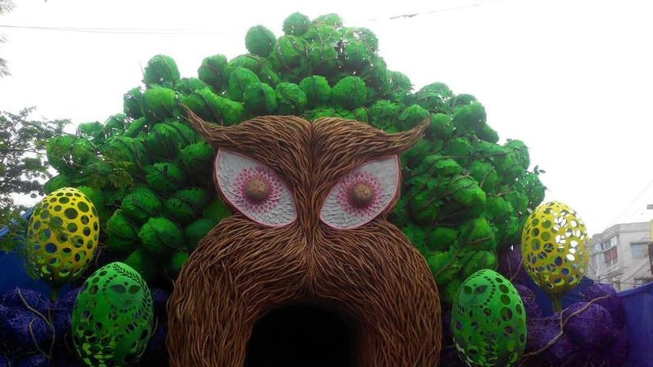 দুগ্গা দের দুর্গা বানানোর চেষ্টায় পাটুলী সর্বজনীন দুগ্গা দের দুর্গা বানানোর চেষ্টায় পাটুলী সর্বজনীন