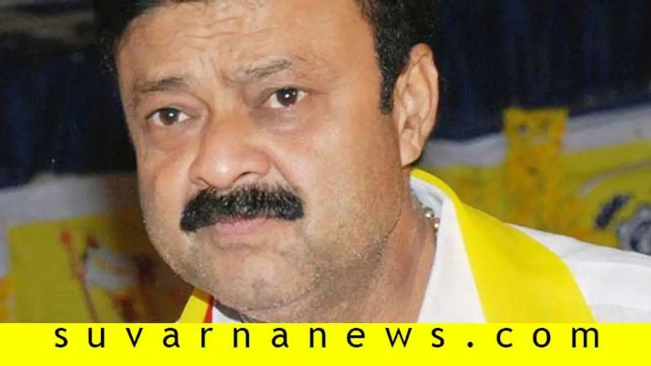 ಕನ್ನಡಿಗರೇ ನನ್ನನ್ನು ಕ್ಷಮಿಸಿ ಎಂದ ಸಚಿವ ನಾರಾಯಣ ಗೌಡ ಕನ್ನಡಿಗರೇ ನನ್ನನ್ನು ಕ್ಷಮಿಸಿ ಎಂದ ಸಚಿವ ನಾರಾಯಣ ಗೌಡ