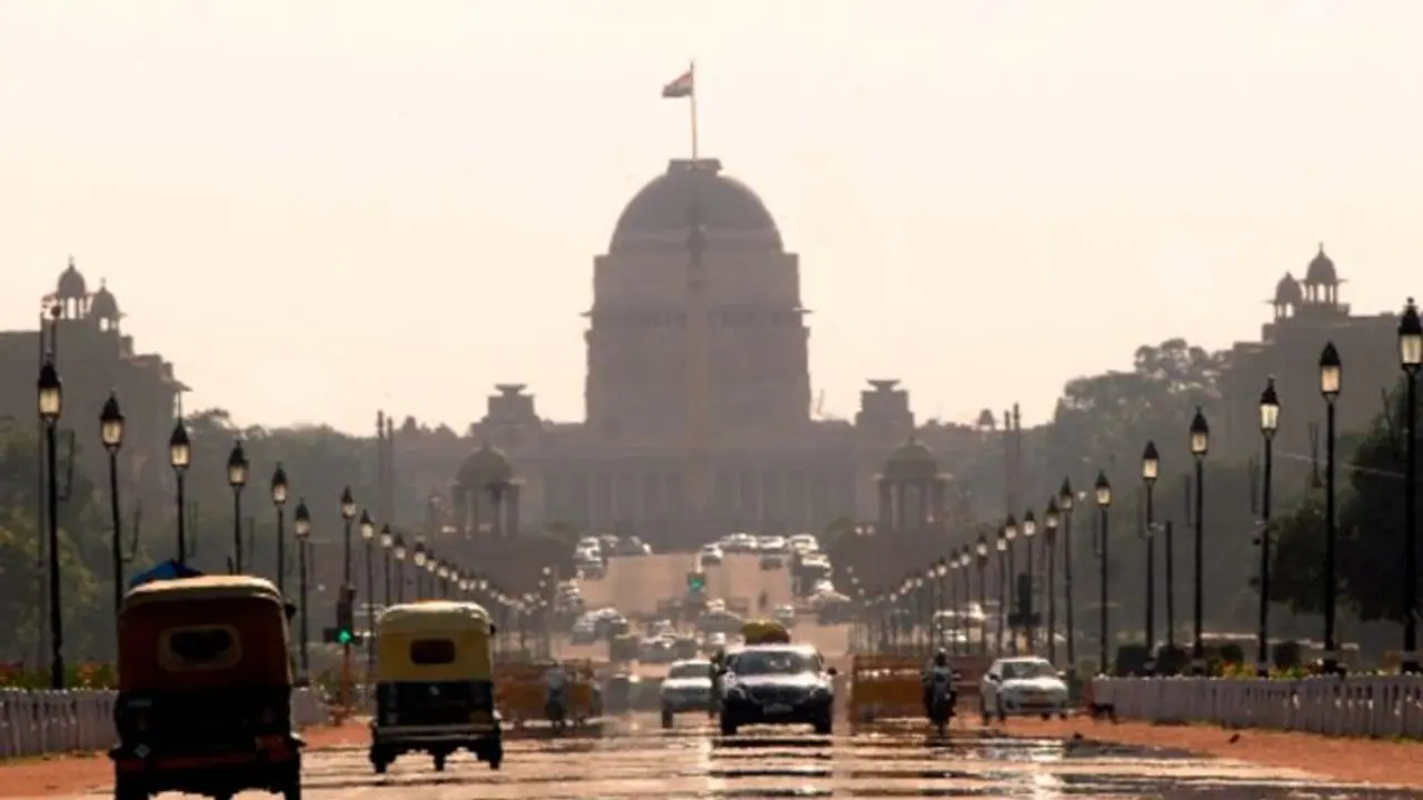 ದೆಹಲಿ ಸೇರಿದಂತೆ ಉತ್ತರ ಭಾರತದ ಹಲವಡೆ ಪ್ರಬಲ ಭೂಕಂಪನ!