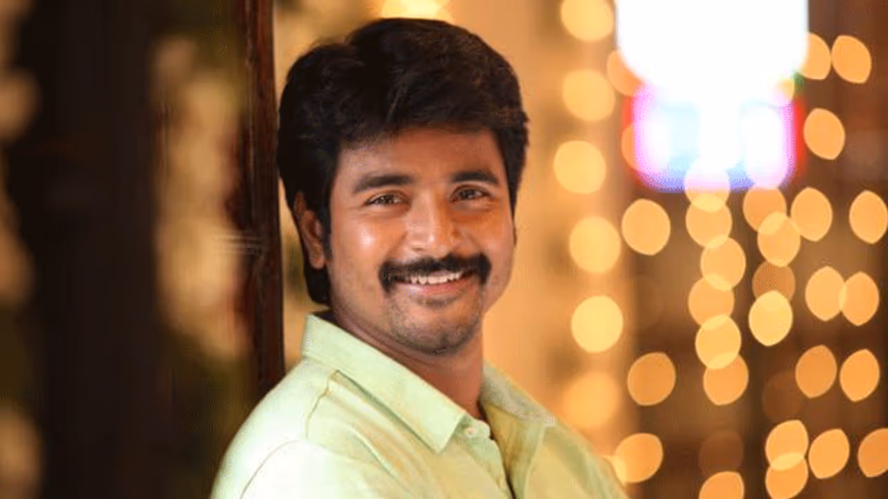 நாளை 8 மணிக்கு வருகிறார் 'எங்க அண்ண' சிவகார்த்திகேயன்! நாளை 8 மணிக்கு வருகிறார் 'எங்க அண்ண' சிவகார்த்திகேயன்!