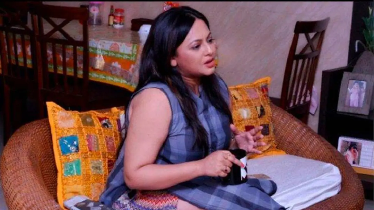 'নগ্ন দৃশ্য থাকবে তো!' ভক্তের মন রাখতে এ কী করে বসলেন শ্রীলেখা 'নগ্ন দৃশ্য থাকবে তো!' ভক্তের মন রাখতে এ কী করে বসলেন শ্রীলেখা