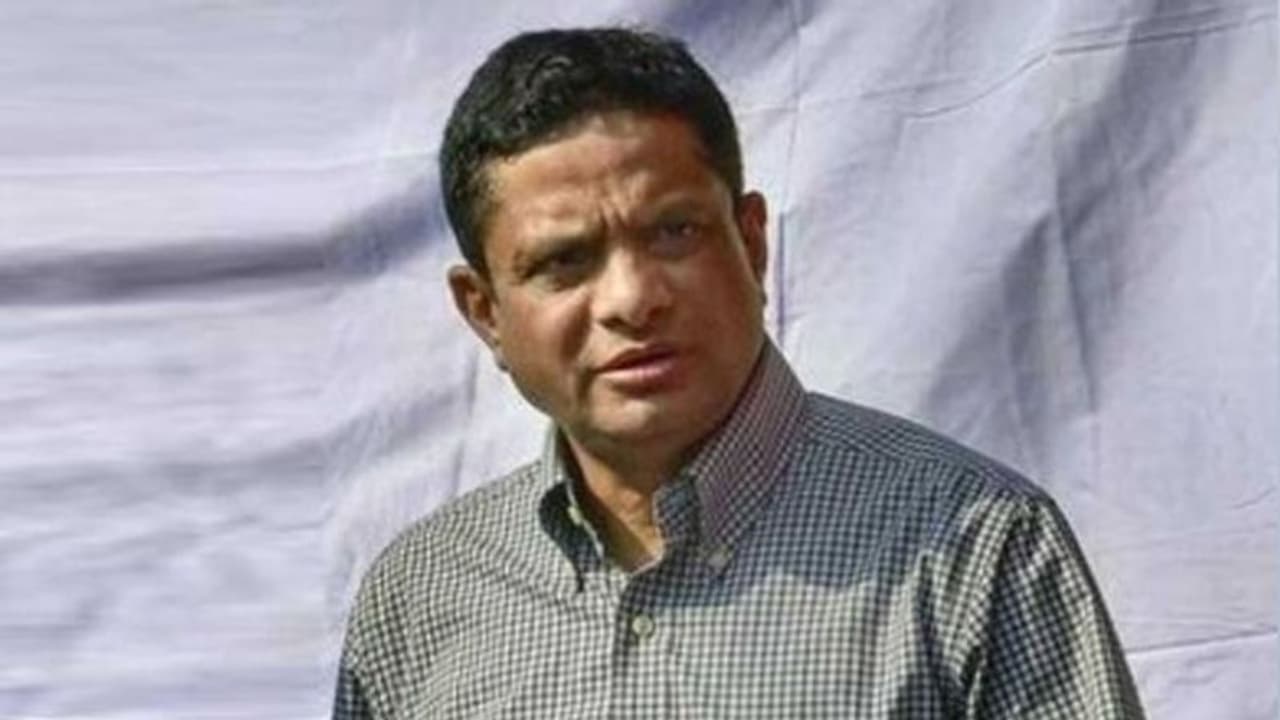 ചോദ്യം ചെയ്യലിന് ഹാജരാകാത്ത രാജീവ് കുമാറിനെ കണ്ടെത്താൻ സിബിഐ പ്രത്യേക സംഘം