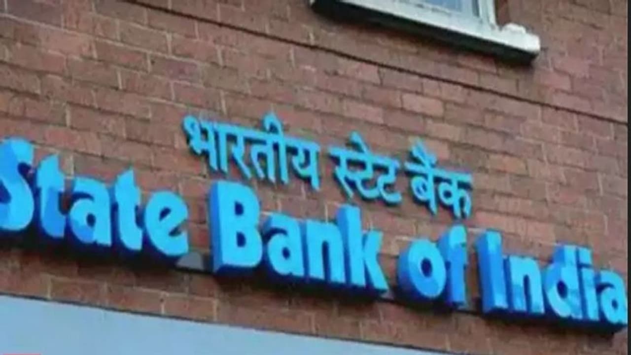 स्टेट बैंक ऑफ इंडिया में नौकरी का सुनहरा मौका, अप्रेंटिस के 700 पदों पर निकली भर्तियां