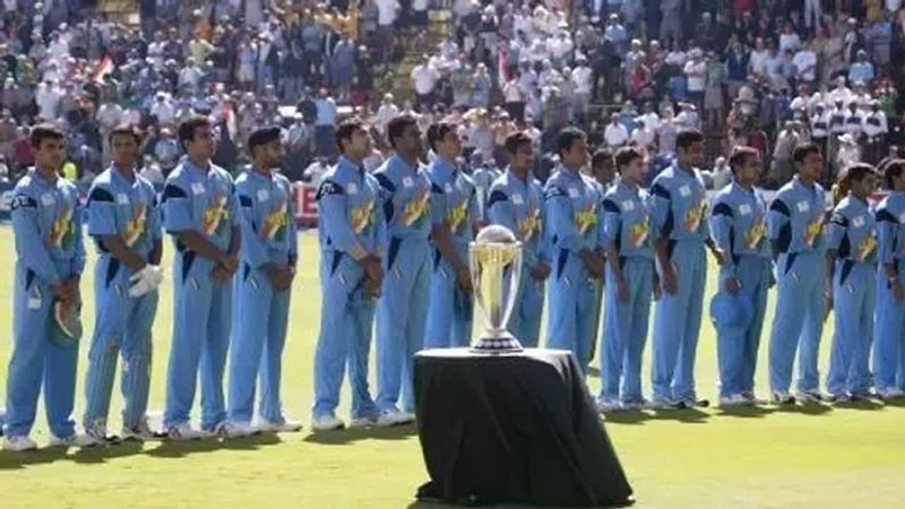 ഐസിസി ചോദിക്കുന്നു, ചരിത്രത്തിലെ മത്സരഫലം തിരുത്തുമെങ്കില് ഏതായിരിക്കുമത്..? മറുപടിയുമായി ക്രിക്കറ്റ് ലോകം ഐസിസി ചോദിക്കുന്നു, ചരിത്രത്തിലെ മത്സരഫലം തിരുത്തുമെങ്കില് ഏതായിരിക്കുമത്..? മറുപടിയുമായി ക്രിക്കറ്റ് ലോകം