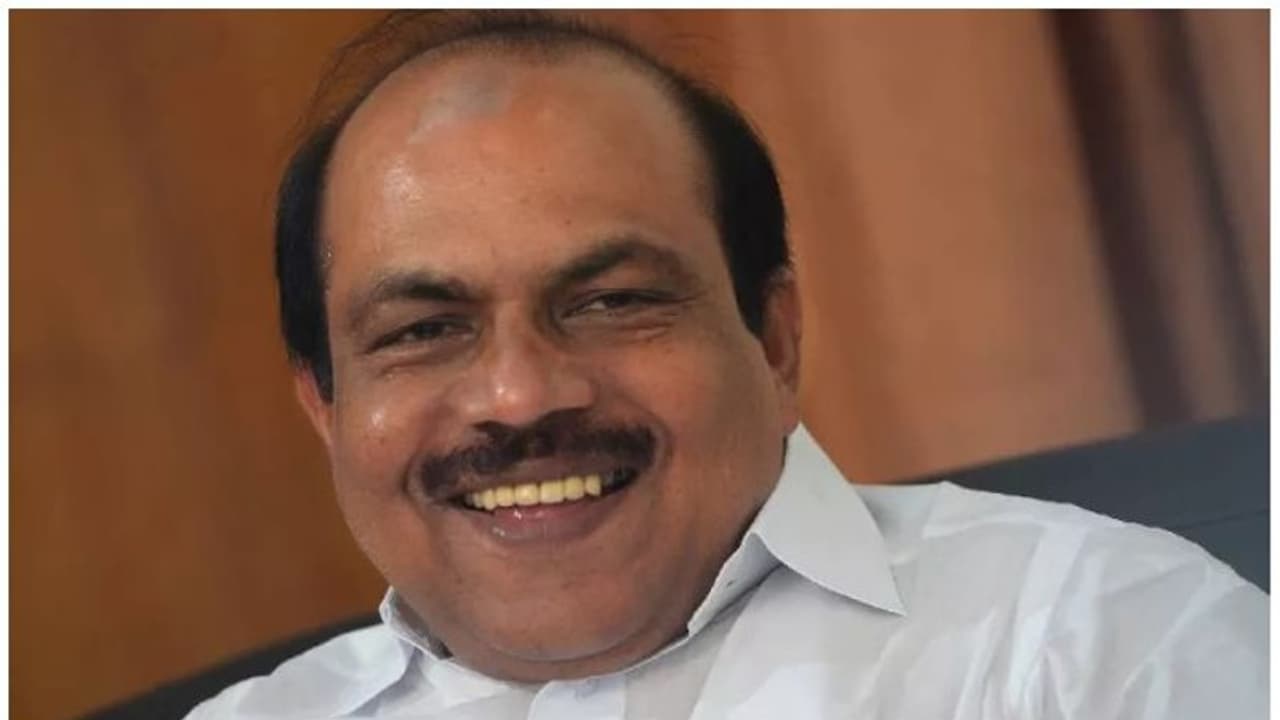 പാലാരിവട്ടം പാലം അഴിമതി: സർക്കാർ അനുമതി നൽകിയില്ല; ഇബ്രാഹിം കുഞ്ഞിനെതിരെ അന്വേഷണം വഴിമുട്ടി പാലാരിവട്ടം പാലം അഴിമതി: സർക്കാർ അനുമതി നൽകിയില്ല; ഇബ്രാഹിം കുഞ്ഞിനെതിരെ അന്വേഷണം വഴിമുട്ടി