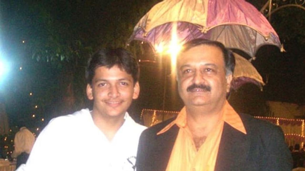 തന്റെ മകന് സംഭവിച്ചത് ഇനിയാര്ക്കും സംഭവിക്കരുത്; ബോധവല്ക്കരണ പ്രവര്ത്തനങ്ങളുമായി അച്ഛന് തന്റെ മകന് സംഭവിച്ചത് ഇനിയാര്ക്കും സംഭവിക്കരുത്; ബോധവല്ക്കരണ പ്രവര്ത്തനങ്ങളുമായി അച്ഛന്