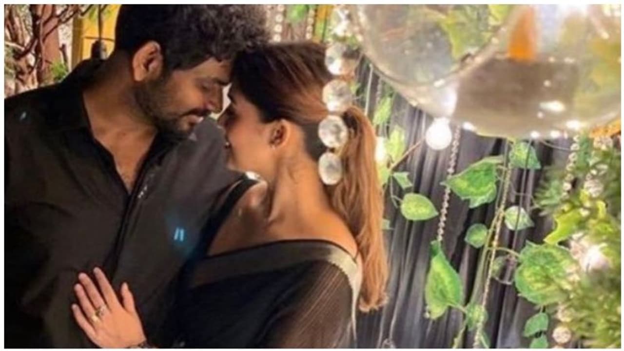 ’உள்ளே வராதே!’ விக்னேஸுக்கு தடை போட்ட நயன் : குஷி கோடம்பாக்கம்! ’உள்ளே வராதே!’ விக்னேஸுக்கு தடை போட்ட நயன் : குஷி கோடம்பாக்கம்!