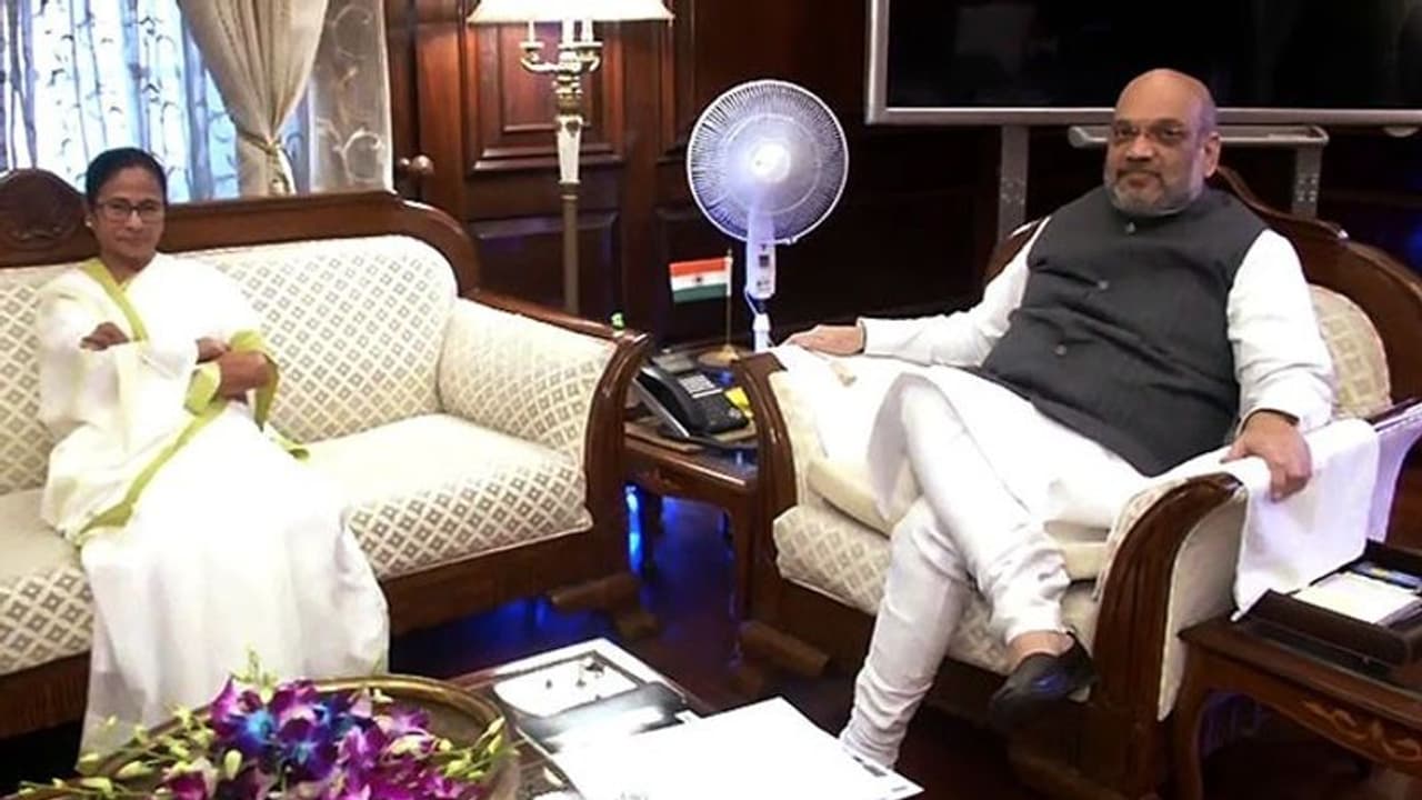 আজ দুদিনের সফরে রাজ্যে অমিত শাহ, ভিক্টোরিয়ায় কেন্দ্রের অনুষ্ঠানে রাজ্যপাল ডাক পেলেও বাদ মমতা
