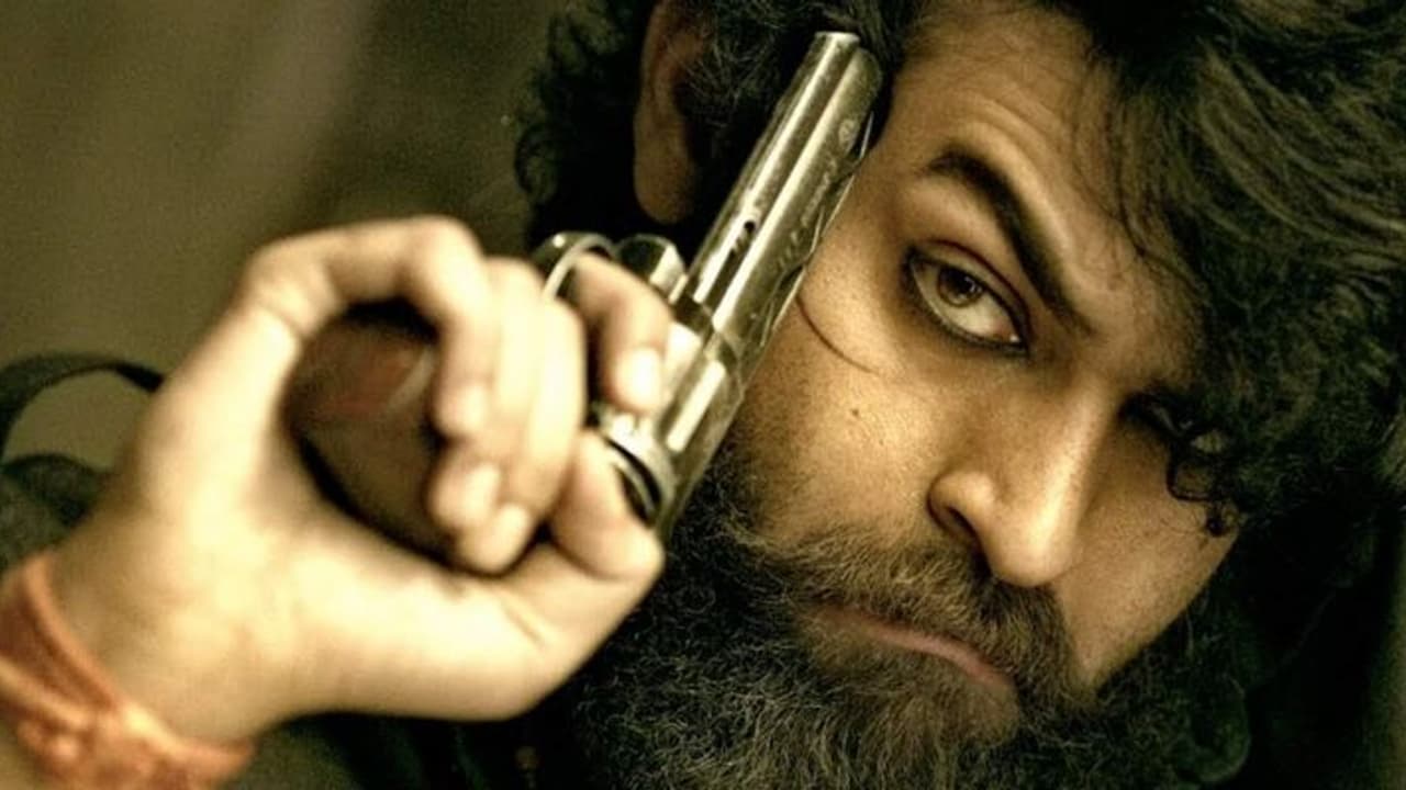 ‘గద్దలకొండ గణేష్’ కలెక్షన్స్ కొండెక్కకుండా ప్లాన్! ‘గద్దలకొండ గణేష్’ కలెక్షన్స్ కొండెక్కకుండా ప్లాన్!