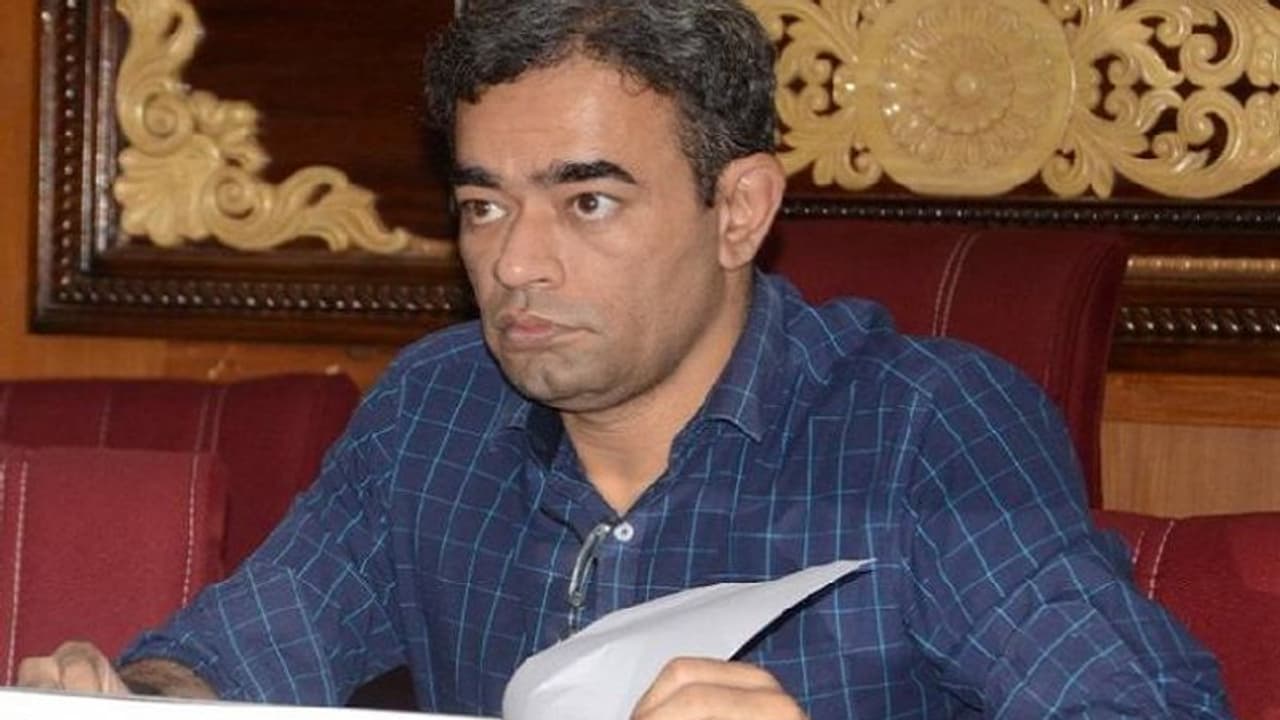 ಮೂರೇ ದಿನದಲ್ಲಿ ಎತ್ತಂಗಡಿಯಾಗಿದ್ದ ಮೌದ್ಗಿಲ್ ಸರ್ವೆ ಇಲಾಖೆಗೆ ವಾಪಸ್! ಮೂರೇ ದಿನದಲ್ಲಿ ಎತ್ತಂಗಡಿಯಾಗಿದ್ದ ಮೌದ್ಗಿಲ್ ಸರ್ವೆ ಇಲಾಖೆಗೆ ವಾಪಸ್!