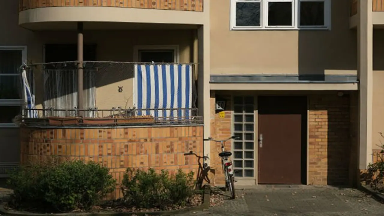 পুজো আসছে, জীবনটাকে আরও সুন্দর করতে মেনে চলুন এই বাস্তুর এই নিয়মগুলি পুজো আসছে, জীবনটাকে আরও সুন্দর করতে মেনে চলুন এই বাস্তুর এই নিয়মগুলি