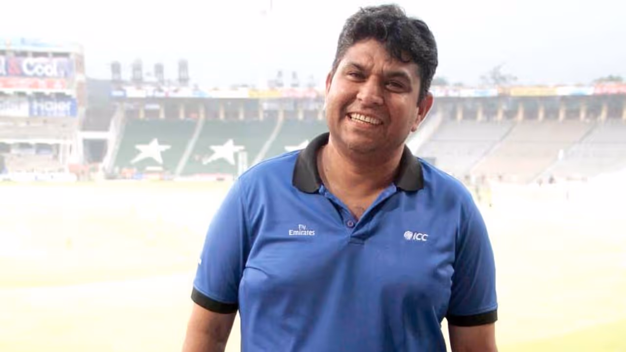 आतंकी हमले में घायल हुआ था यह अंपायर, बहादुरी के साथ की मैदान पर वापसी