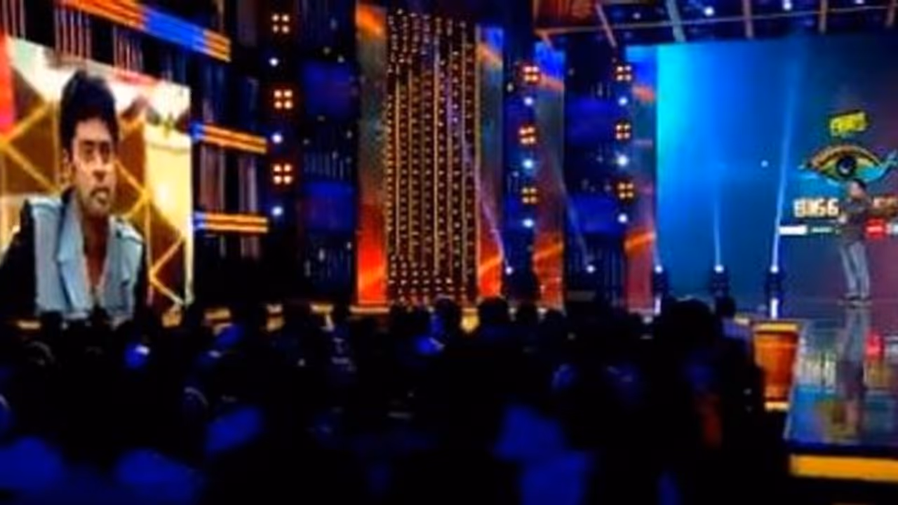 என்ன பேசுறீங்க...? சாண்டியை சீண்டிய கமல்! படு ஜோரில் ரசிகர்கள்! என்ன பேசுறீங்க...? சாண்டியை சீண்டிய கமல்! படு ஜோரில் ரசிகர்கள்!