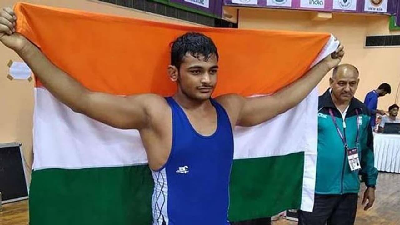 विश्व कुश्ती चैम्पियनशिप में भारत का सर्वश्रेष्ठ प्रदर्शन, 20 साल का पहलवान दिलाएगा पदक विश्व कुश्ती चैम्पियनशिप में भारत का सर्वश्रेष्ठ प्रदर्शन, 20 साल का पहलवान दिलाएगा पदक