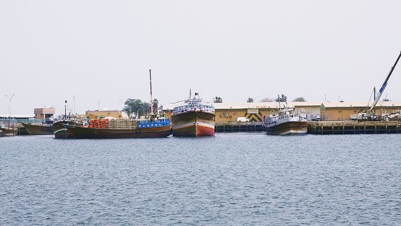 ഗൾഫ് മേഖലയിലെ സംഘർഷങ്ങള്; തുറമുഖങ്ങളുടെ സുരക്ഷ കൂട്ടി കുവൈത്ത് ഗൾഫ് മേഖലയിലെ സംഘർഷങ്ങള്; തുറമുഖങ്ങളുടെ സുരക്ഷ കൂട്ടി കുവൈത്ത്