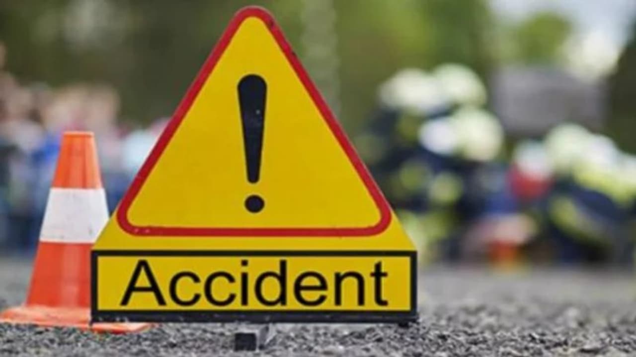 రాజస్థాన్లో ఘోర రోడ్డు ప్రమాదం: ఏడుగురు దుర్మరణం రాజస్థాన్లో ఘోర రోడ్డు ప్రమాదం: ఏడుగురు దుర్మరణం