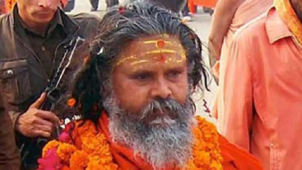 নরেন্দ্র গিরির মৃত্যুর ঠিক আগের মুহুর্তের ভিডিও, তদন্তে চাঞ্চল্যকর তথ্য পুলিশের হাতে