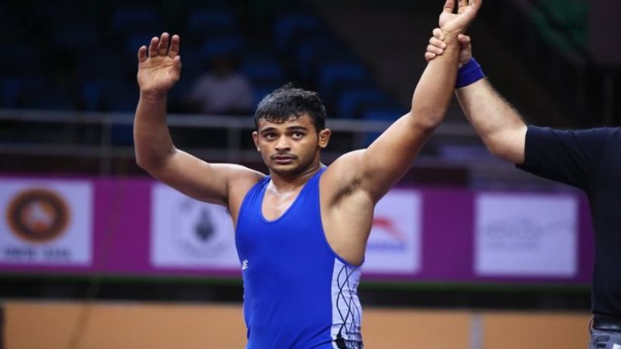 চোটের জন্য ফাইনাল থেকে নাম প্রত্যাহার দীপকের, বিশ্ব চ্যাম্পয়নশিপে রুপো পেলেন তরুণ কুস্তিগীর চোটের জন্য ফাইনাল থেকে নাম প্রত্যাহার দীপকের, বিশ্ব চ্যাম্পয়নশিপে রুপো পেলেন তরুণ কুস্তিগীর