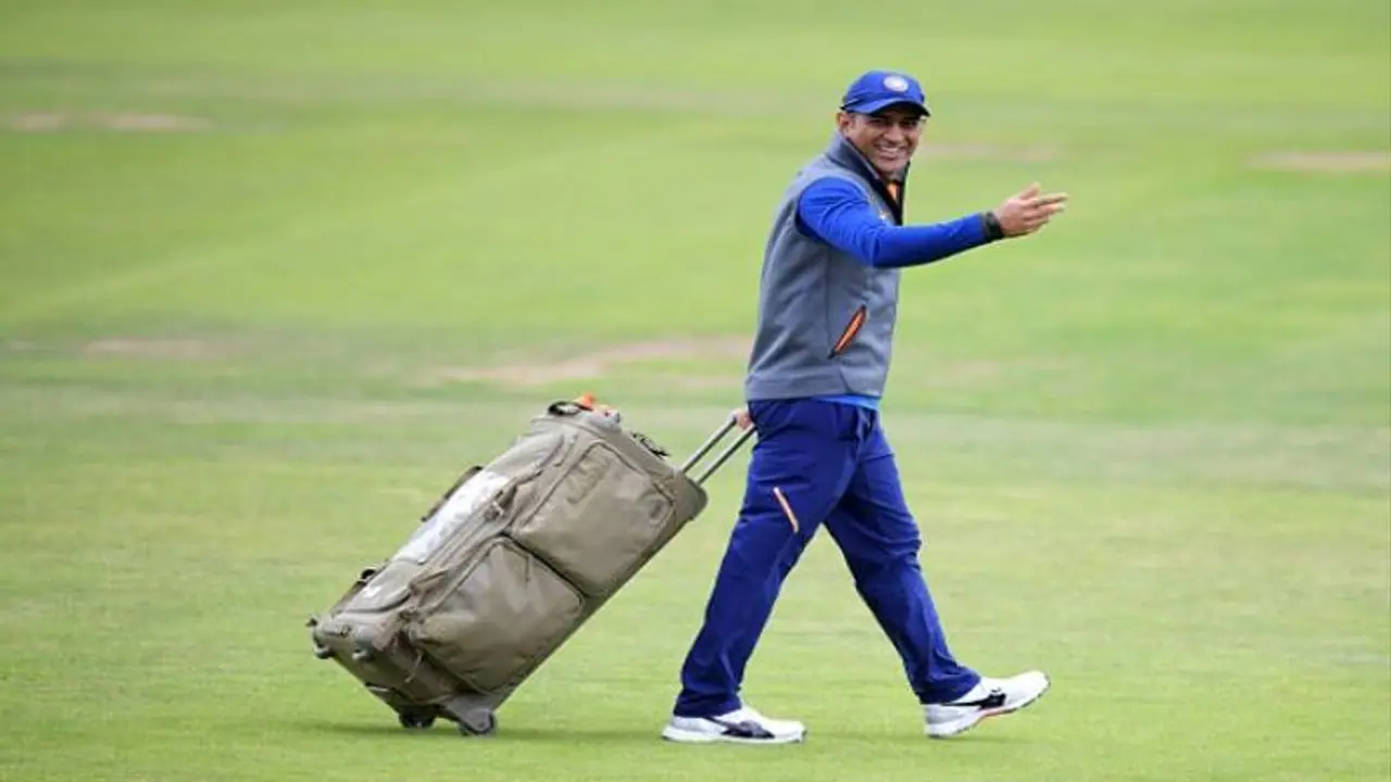 ‘No longer going to play for India’: This former cricketer feels MS Dhoni's career is over