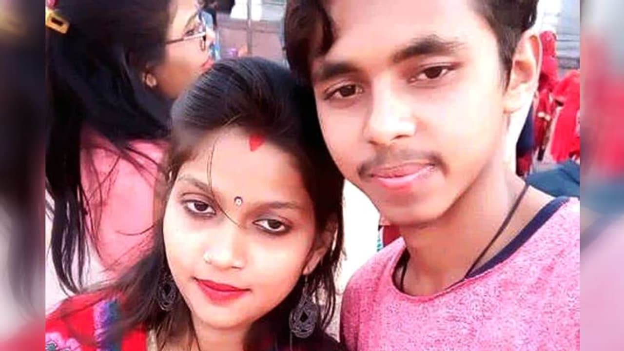 बिना शादी के रह रहा था साथ, 11 दिन पहले मायके गई प्रेमिका के सामने जिंदा जला युवक बिना शादी के रह रहा था साथ, 11 दिन पहले मायके गई प्रेमिका के सामने जिंदा जला युवक